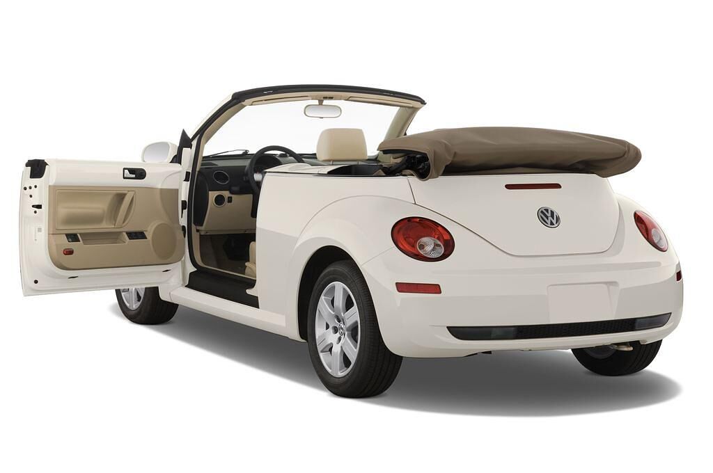 Volkswagen New Beetle (Baujahr 2010) - 2 Türen Tür geöffnet