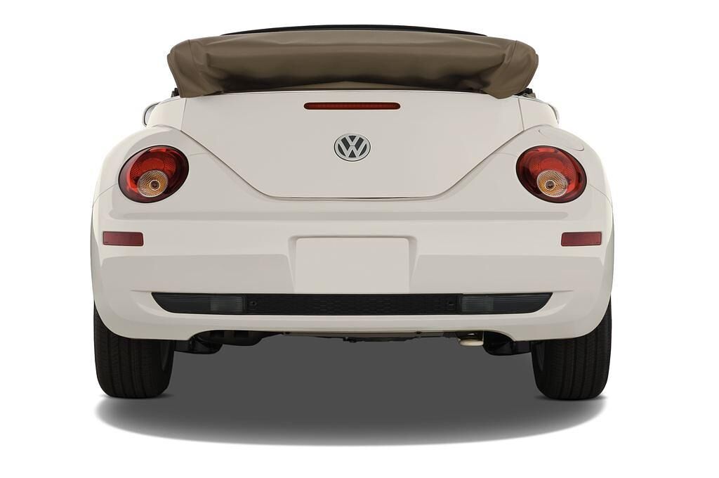Volkswagen New Beetle (Baujahr 2010) - 2 Türen Heckansicht