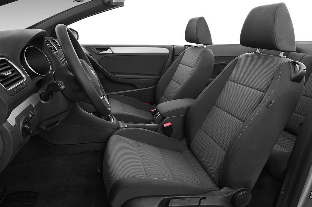 Volkswagen Golf Cabriolet (Baujahr 2012) - 2 Türen Vordersitze