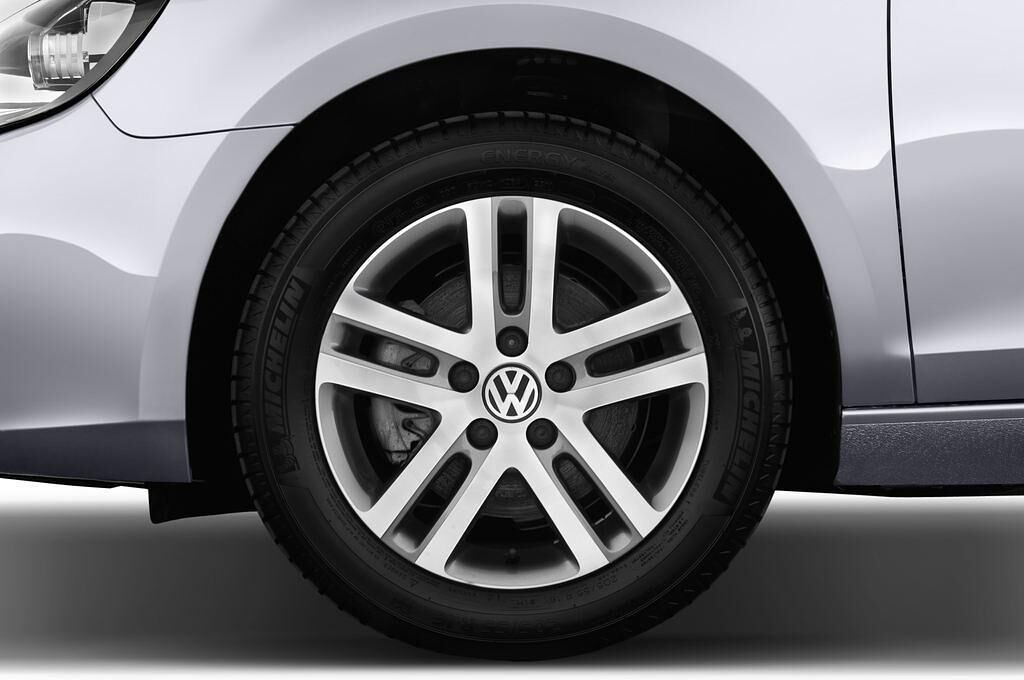 Volkswagen Golf Cabriolet (Baujahr 2012) - 2 Türen Reifen und Felge