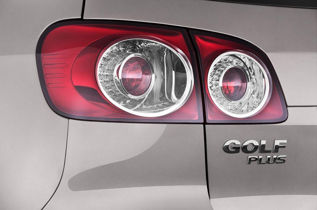 Volkswagen Golf Plus (Baujahr 2012) Trendline 5 Türen Rücklicht