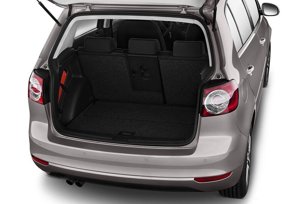 Volkswagen Golf Plus (Baujahr 2012) Trendline 5 Türen Kofferraum