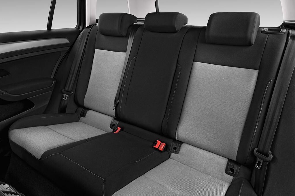 Volkswagen Golf Varient (Baujahr 2014) Trendline 5 Türen Rücksitze