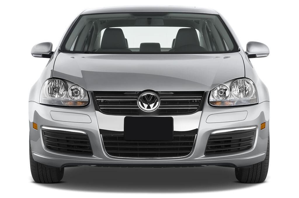 Volkswagen Jetta (Baujahr 2010) Comfortline 4 Türen Frontansicht
