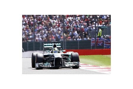 Pirelli Formel 1:  Reifenschäden werden sorgfältig untersucht