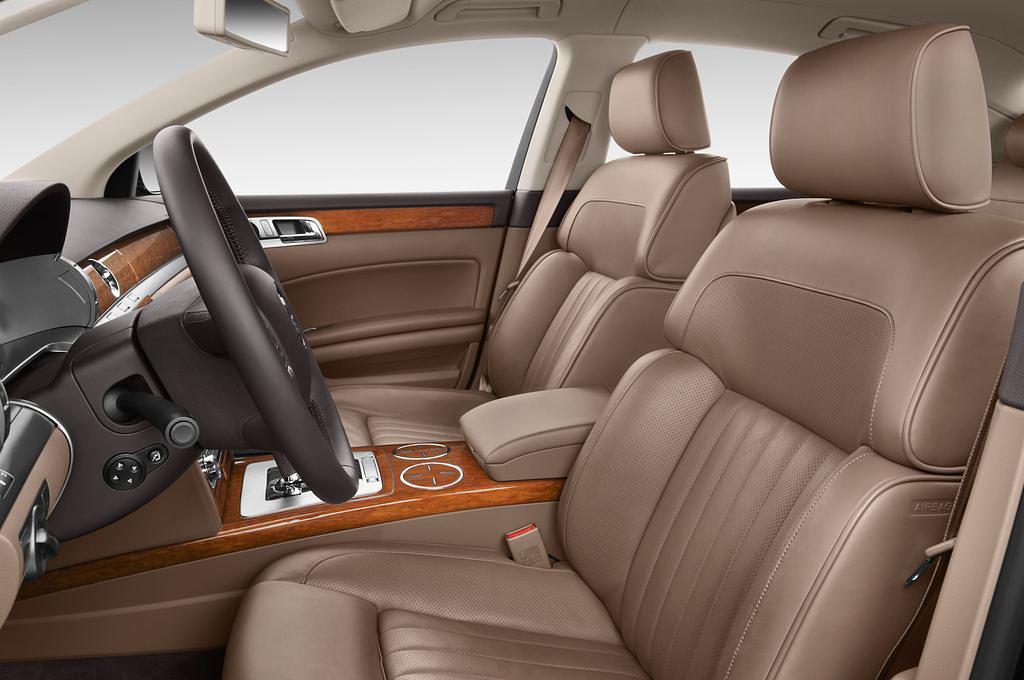 Volkswagen Phaeton (Baujahr 2010) V6 4 Türen Vordersitze