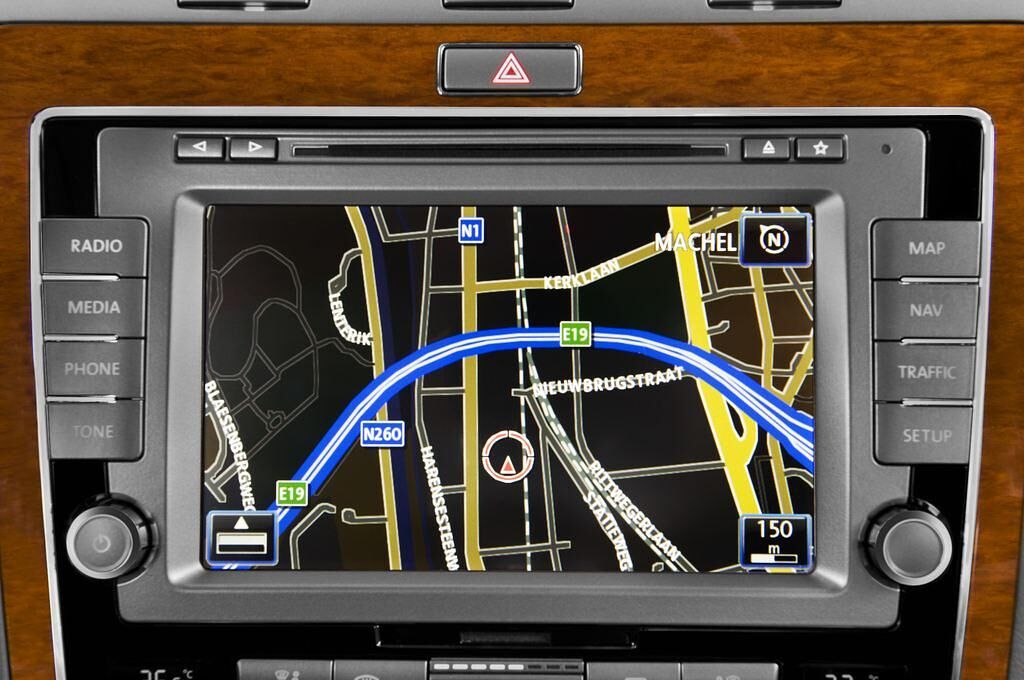 Volkswagen Phaeton (Baujahr 2012) - 4 Türen Radio und Infotainmentsystem