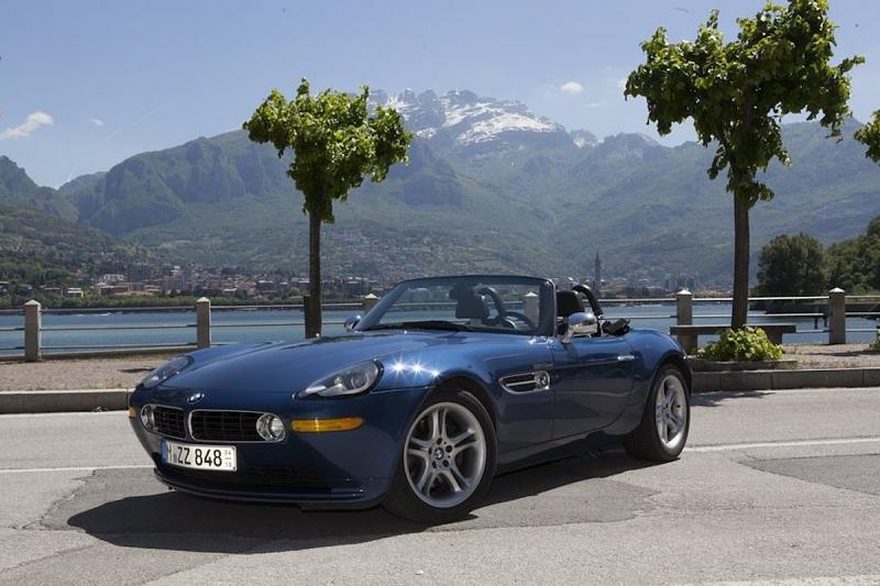 Der BMW Z8 ist 4,40 Meter lang
