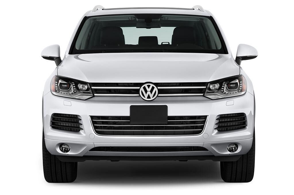 Volkswagen Touareg (Baujahr 2012) Exclusive 5 Türen Frontansicht