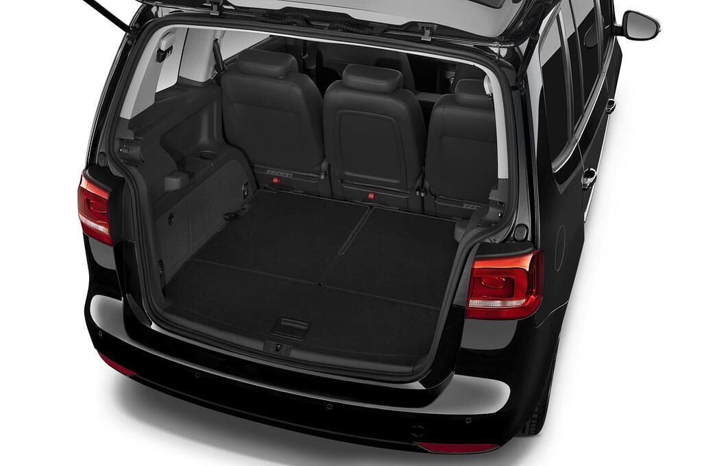 Volkswagen Touran (Baujahr 2012) Highline 5 Türen Kofferraum