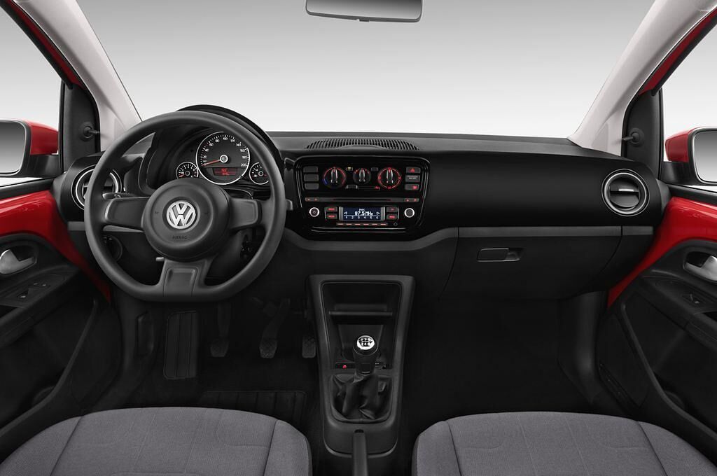 Volkswagen Up! (Baujahr 2013) move up! 5 Türen Cockpit und Innenraum
