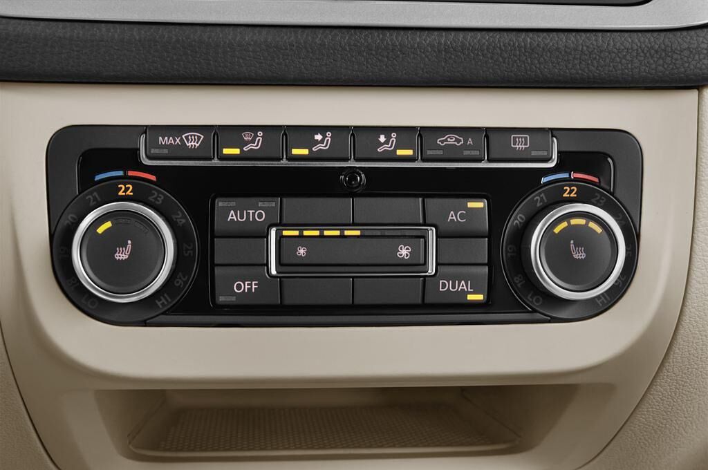 Volkswagen Tiguan (Baujahr 2012) Sport & Style 5 Türen Temperatur und Klimaanlage