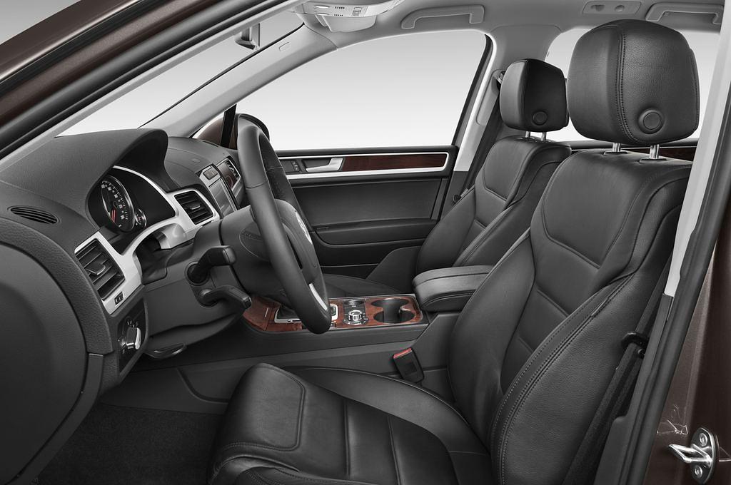 Volkswagen Touareg (Baujahr 2011) V6 TDI BlueMotion Technology 5 Türen Vordersitze