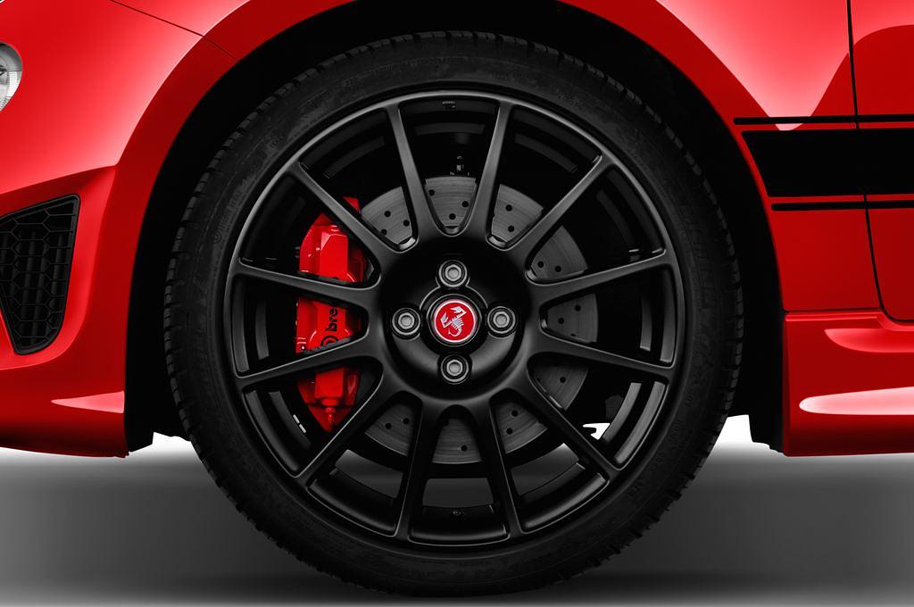 Abarth 595C Competizione (Baujahr 2016) - 2 Türen Reifen und Felge