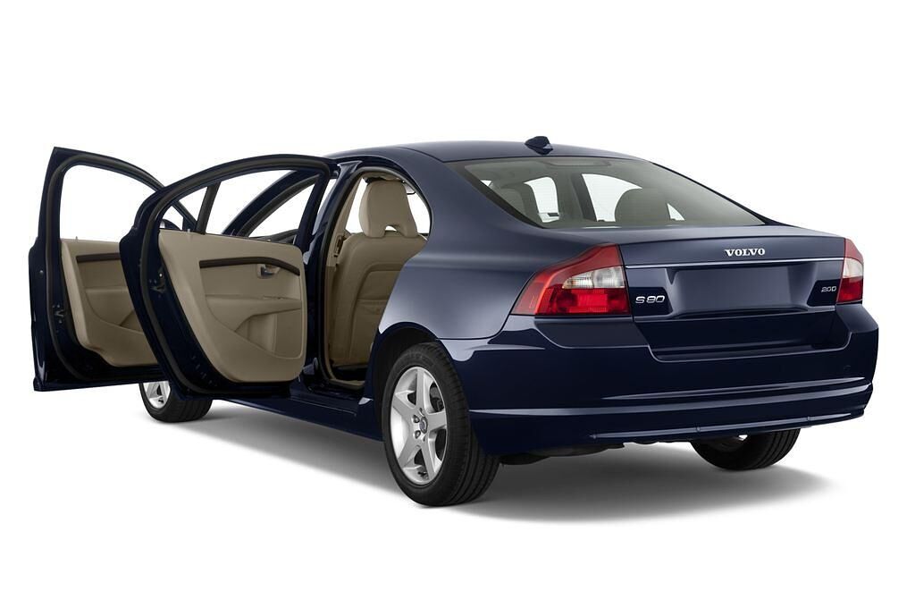 Volvo S80 (Baujahr 2011) R-design 4 Türen Tür geöffnet