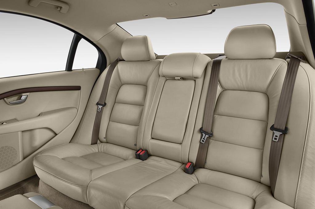 Volvo S80 (Baujahr 2011) R-design 4 Türen Rücksitze