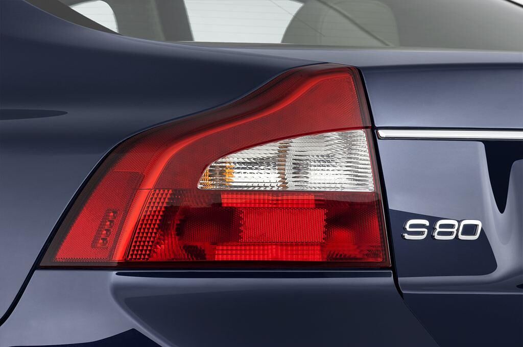 Volvo S80 (Baujahr 2011) R-design 4 Türen Rücklicht
