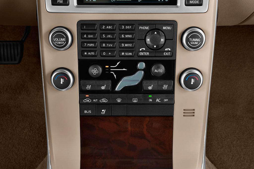Volvo S80 (Baujahr 2012) Executive 4 Türen Temperatur und Klimaanlage