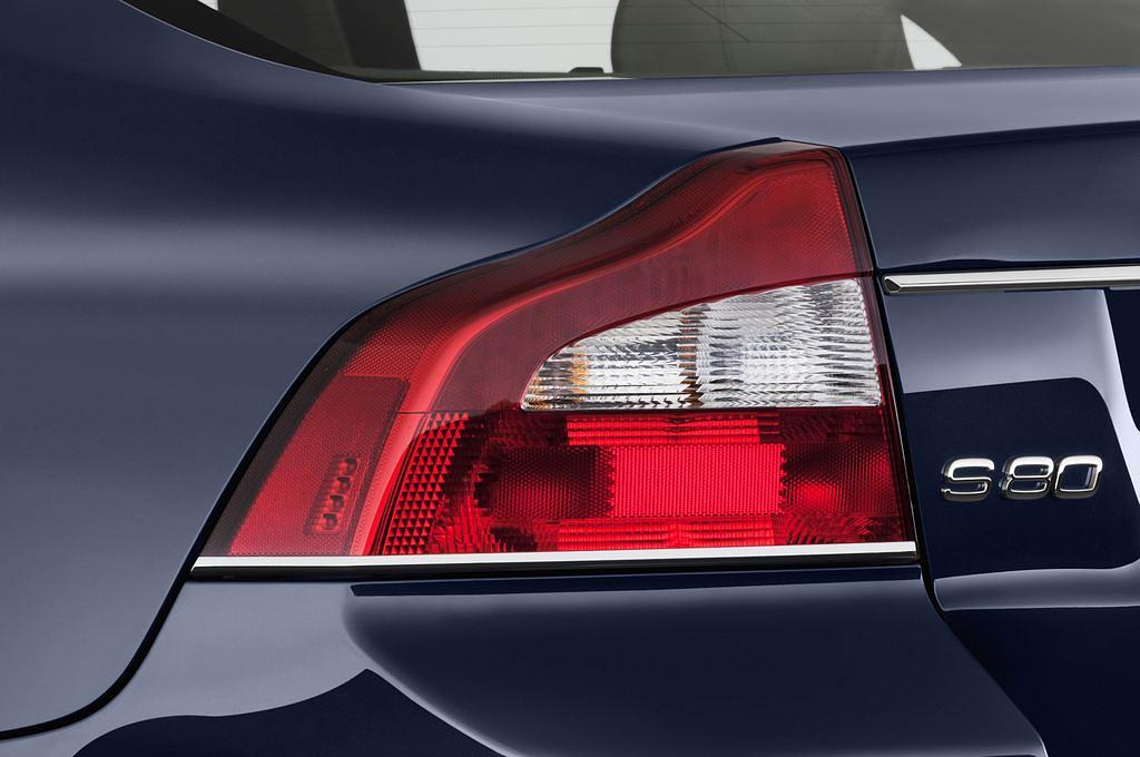 Volvo S80 (Baujahr 2012) Summum 4 Türen Rücklicht
