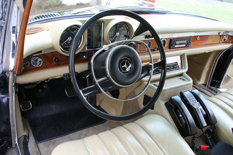 Mercedes 600 Pullman, Baureihe W 100
