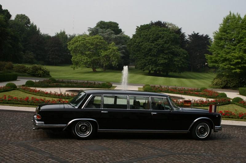 Mercedes 600 Pullman, Baureihe W 100
