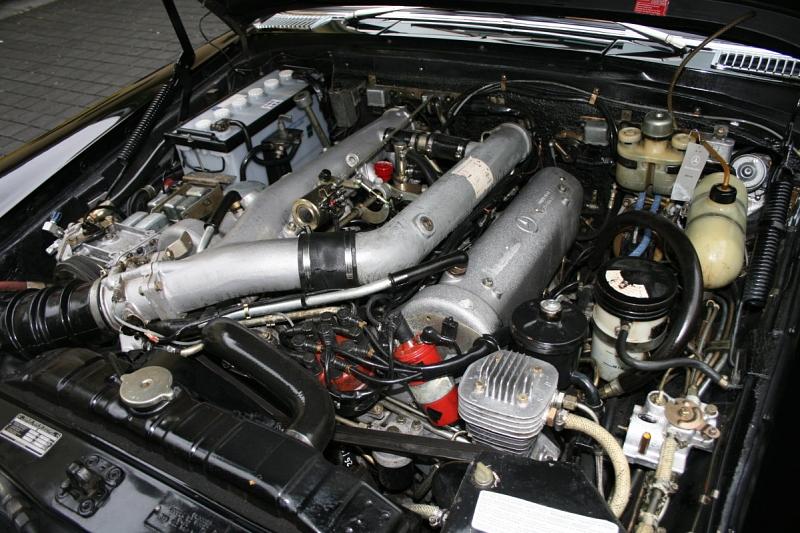 Mercedes 600 Pullman, Baureihe W 100