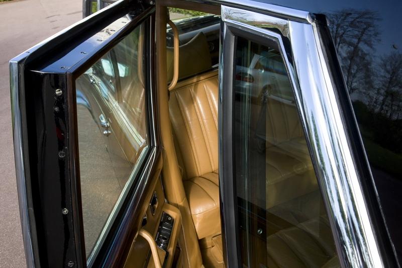 Mercedes 600 Pullman, Baureihe W 100