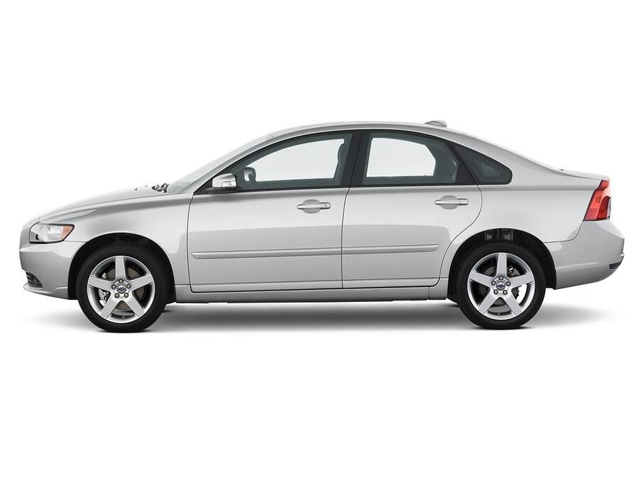 Volvo S40 (Baujahr 2010) Momentum 4 Türen Seitenansicht