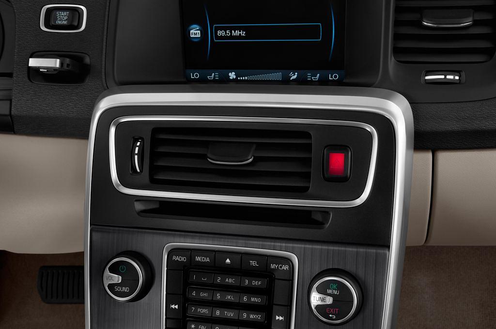 Volvo S60 (Baujahr 2011) Summum 4 Türen Lüftung