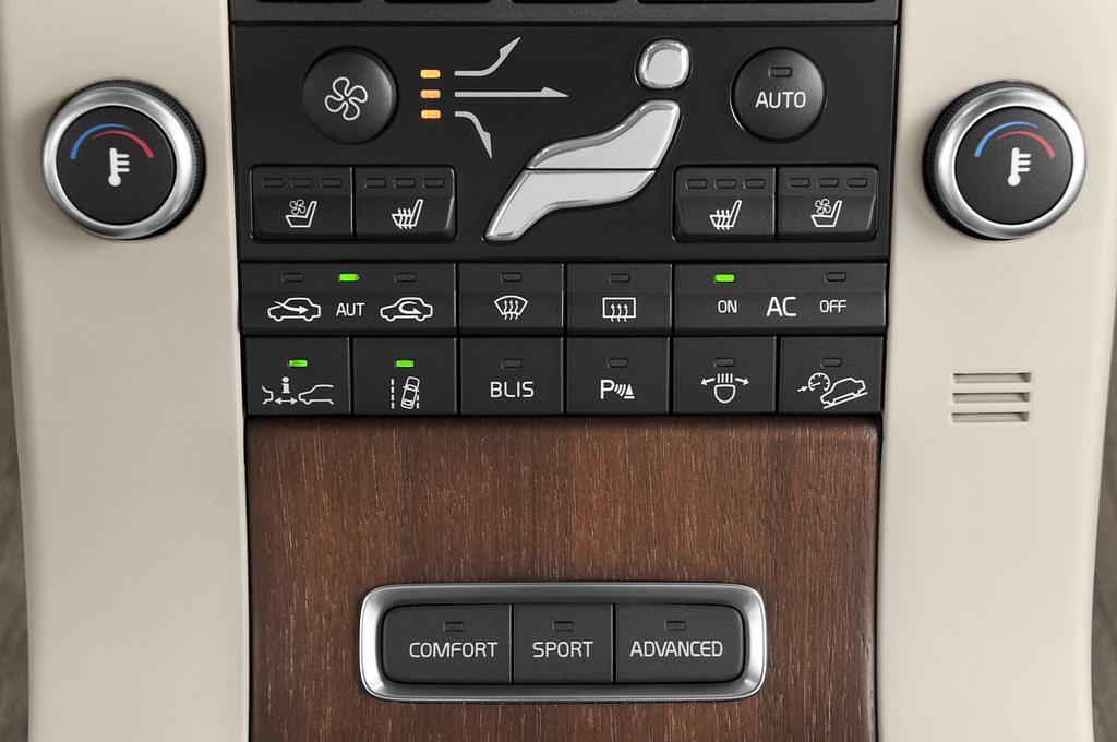 Volvo XC70 (Baujahr 2011) Momentum 5 Türen Temperatur und Klimaanlage