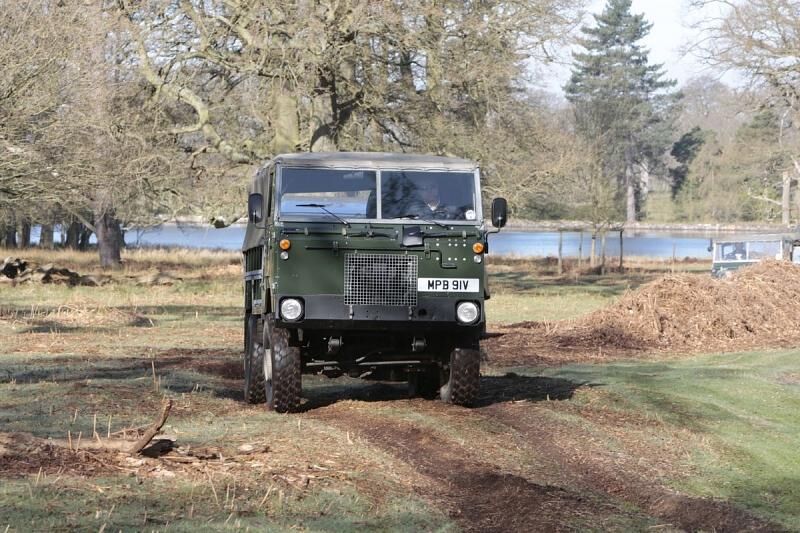 Im Gelände spielt der Land Rover 101-Inch One Tonne Forward Control seine Stärken aus
