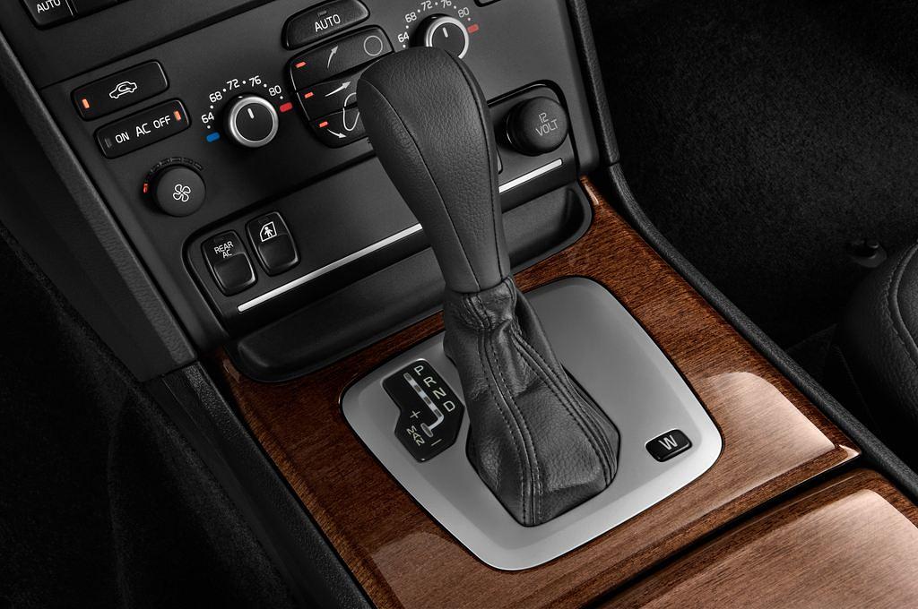 Volvo XC90 (Baujahr 2011) Executive 5 Türen Schalthebel