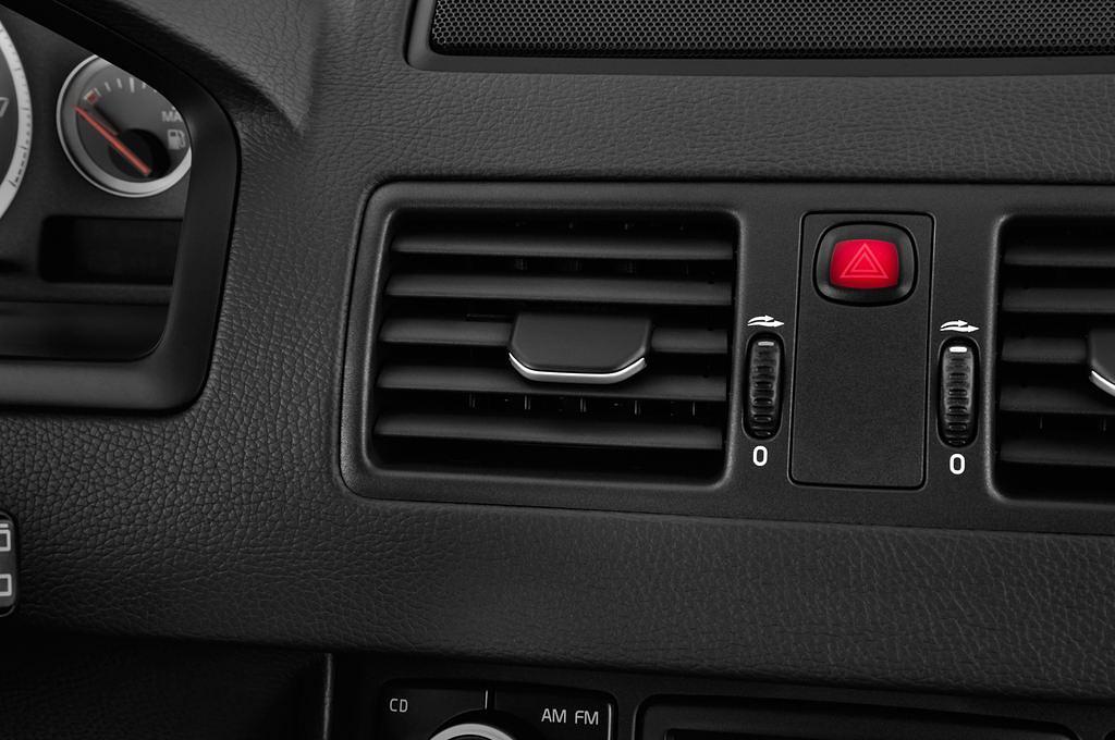 Volvo XC90 (Baujahr 2012) Summum 5 Türen Lüftung