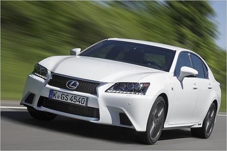 Lexus GS 250 und GS 450h im Test: Nervös in Europa Lexus GS 250 und GS 450h im Test: Nervös in Europa