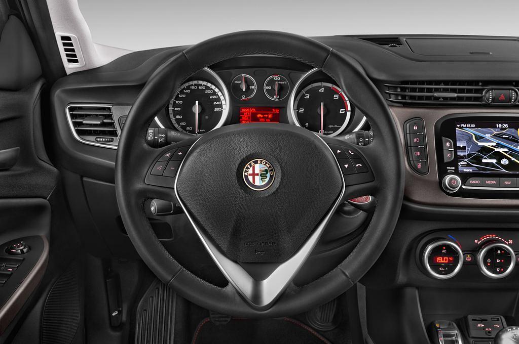 Alfa Romeo Giulietta (Baujahr 2014) Distictive 5 Türen Lenkrad