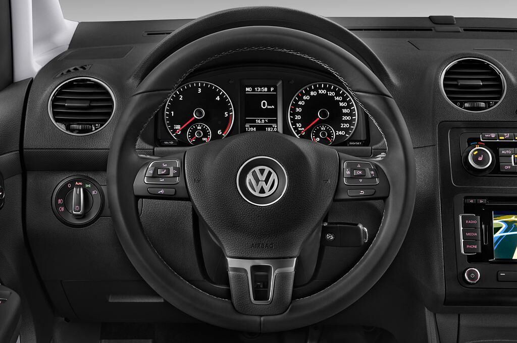 Volkswagen Caddy (Baujahr 2015) 2,0Tdi 103Kw Cross Caddy 5 Türen Lenkrad
