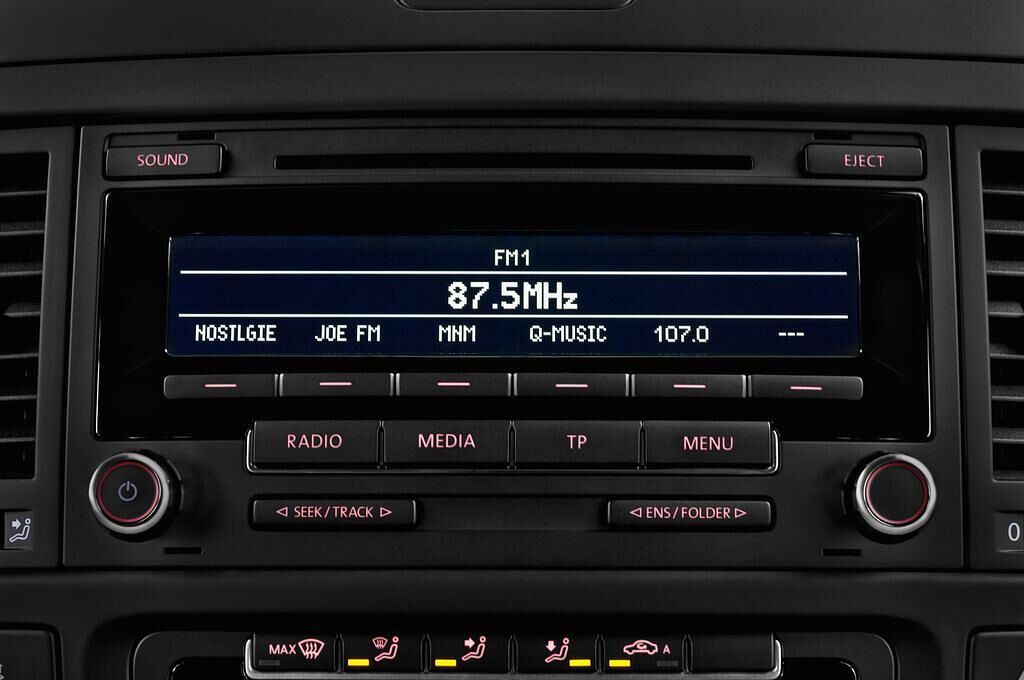 Volkswagen California (Baujahr 2015) Comfortline Bmt 4 Türen Radio und Infotainmentsystem