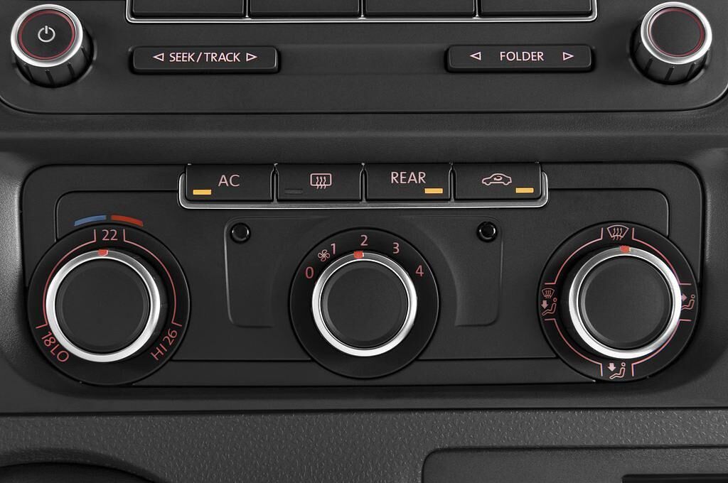 Volkswagen Caravelle (Baujahr 2010) SE 4 Türen Radio und Infotainmentsystem