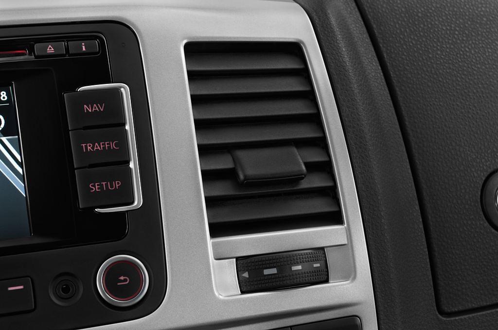 Volkswagen Caravelle (Baujahr 2015) Comfortline 4 Türen Lüftung
