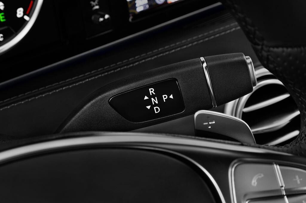 Mercedes S Class (Baujahr 2017) - 2 Türen Schalthebel