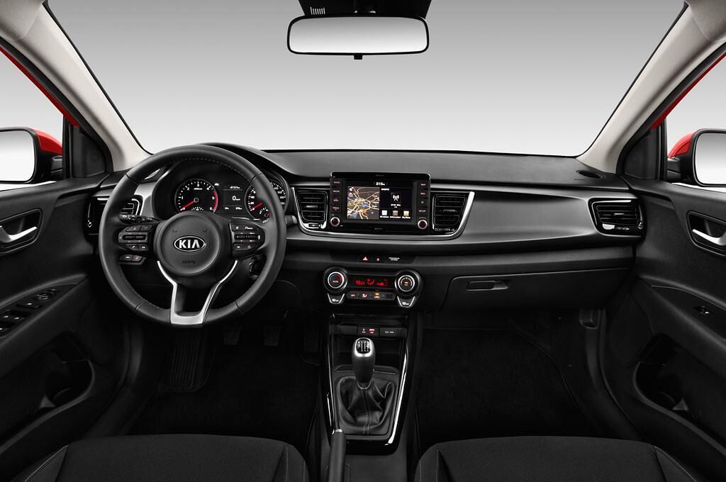 KIA Rio (Baujahr 2017) Spirit 5 Türen Cockpit und Innenraum