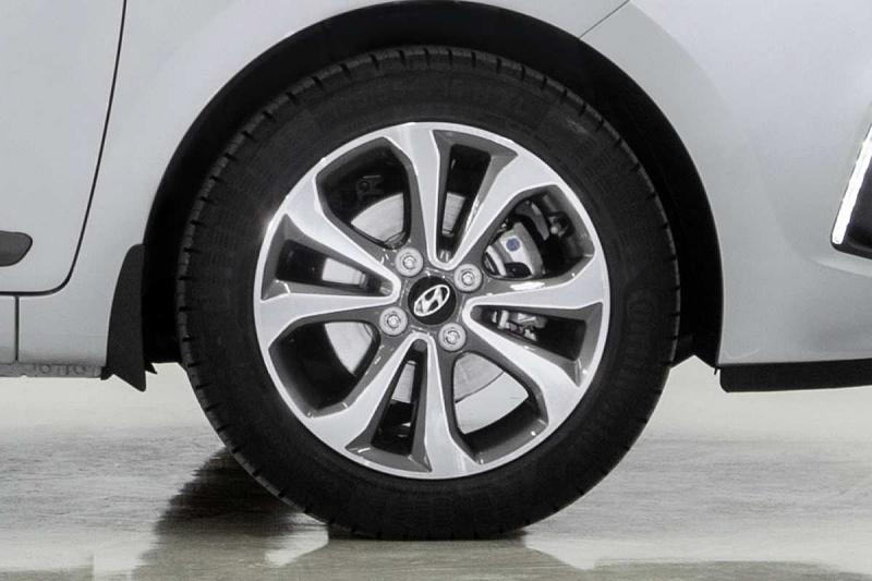 Ein schickes Felgendesign - vielleicht in Größe 15 Zoll?