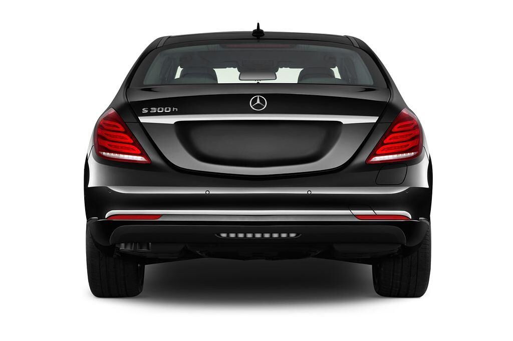 Mercedes S Class (Baujahr 2017) - 4 Türen Heckansicht
