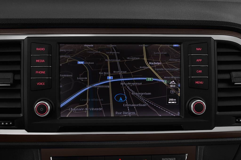 SEAT Ateca (Baujahr 2017) Xcellence 5 Türen Radio und Infotainmentsystem