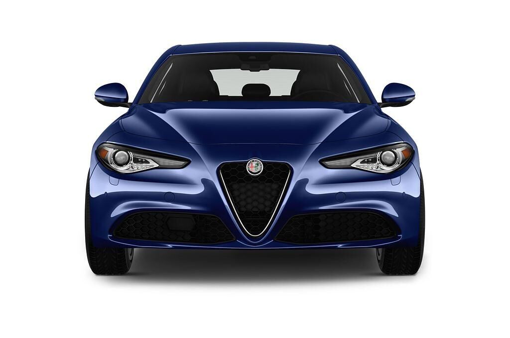 Alfa Romeo Giulia (Baujahr 2017) Super 4 Türen Frontansicht
