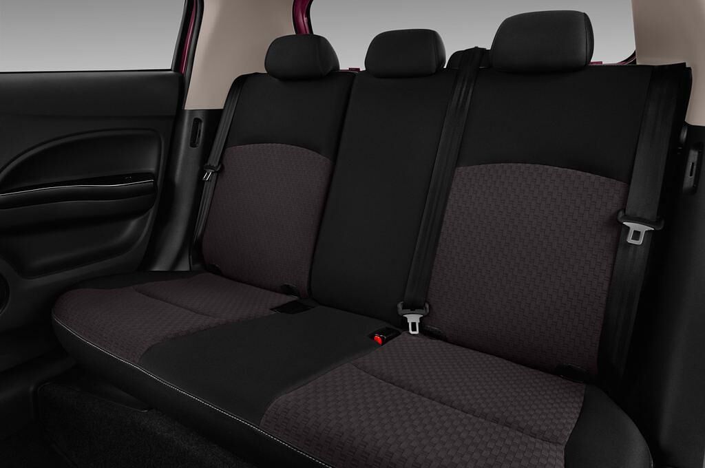 Mitsubishi Space Star (Baujahr 2017) Top 5 Türen Rücksitze