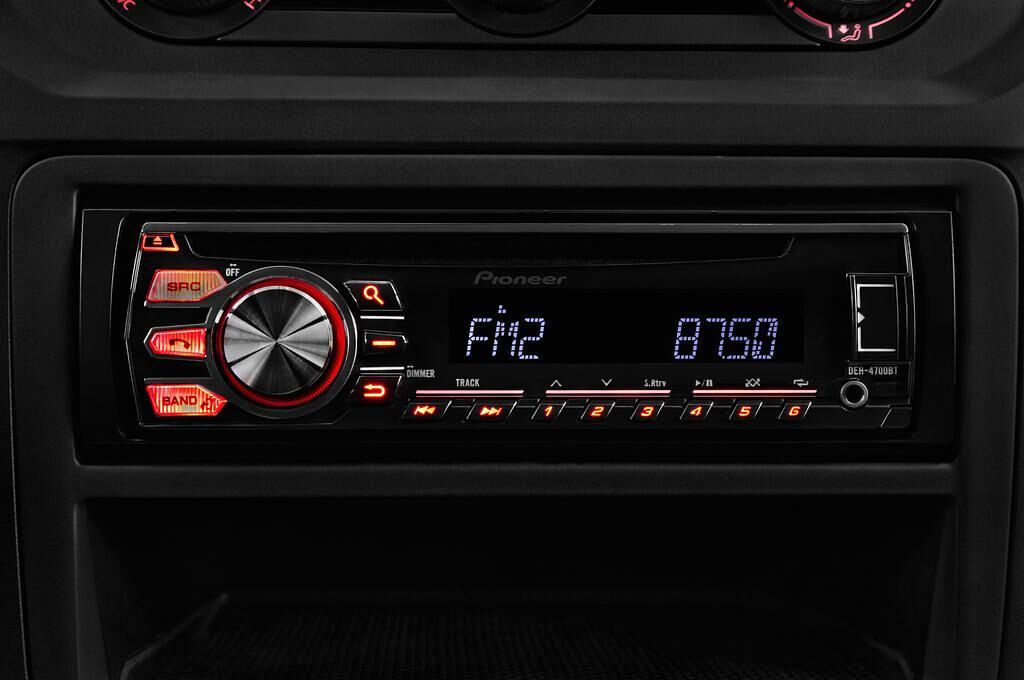 Volkswagen Caddy (Baujahr 2016) Conceptline 5 Türen Radio und Infotainmentsystem
