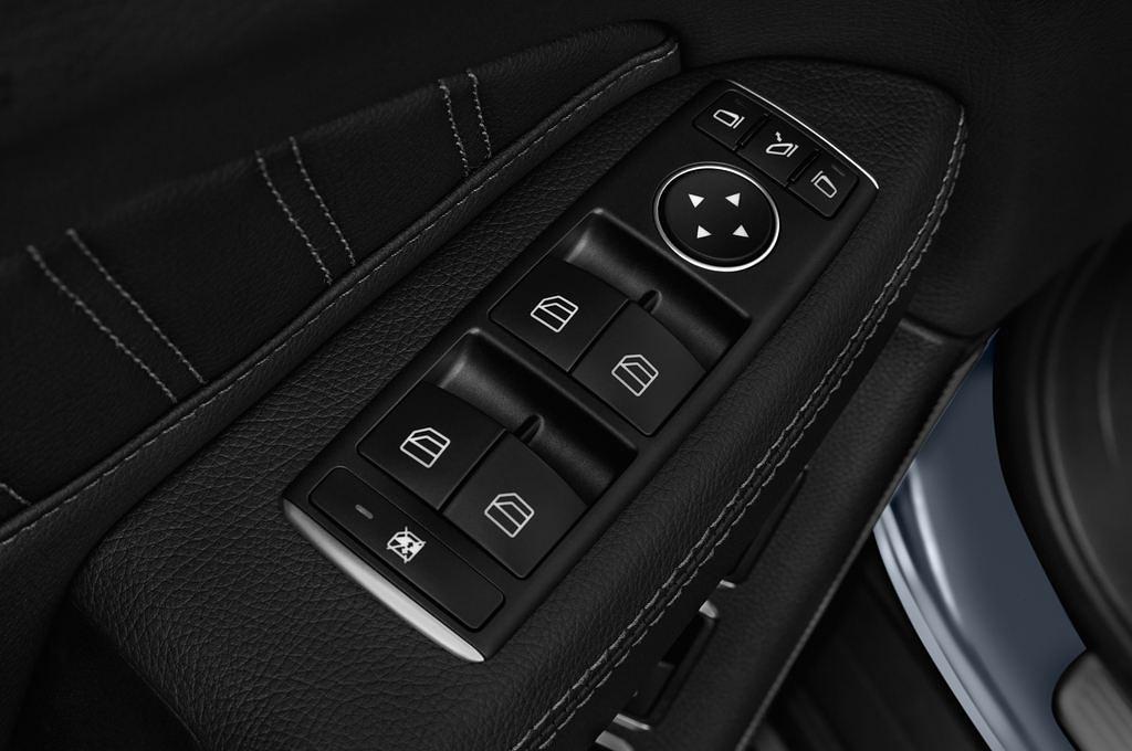 Mercedes GLS (Baujahr 2017) AMG Line 5 Türen Bedienungselemente Tür