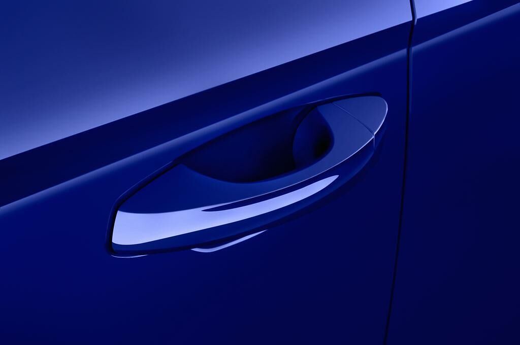 SEAT Leon (Baujahr 2017) Style 5 Türen Türgriff
