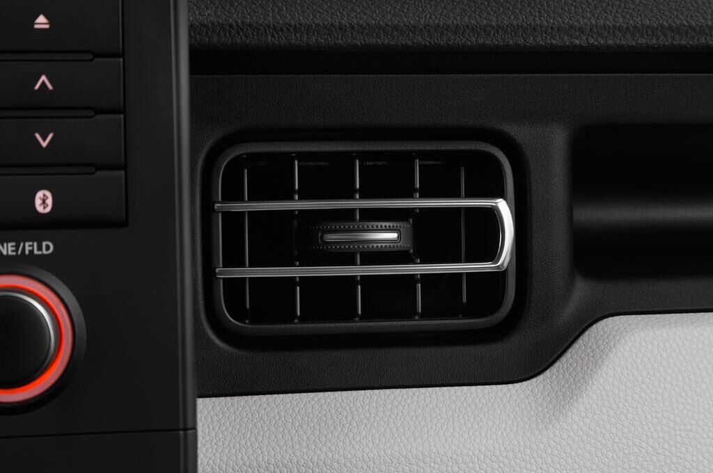 Suzuki Ignis (Baujahr 2017) Basic 5 Türen Lüftung
